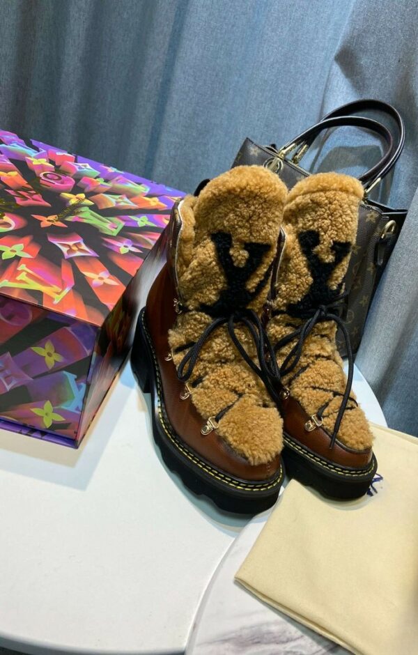 New Collection Fashion Women LV Shoes 118