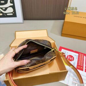 New Collection Fashion LV Handbag L070 6 20251204 144745