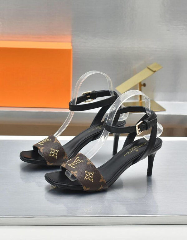 New Collection Fashion Women LV Shoes 219