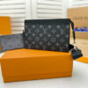 Stylish Fashion Carry L*V Handbag 824 Stylish Fashion Carry L*V Handbag 824