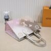 Stylish Fashion Carry L*V Handbag 818