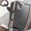 Stylish Fashion Carry L*V Handbag 670