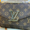 Stylish Fashion Carry L*V Handbag 646 Stylish Fashion Carry L*V Handbag 646