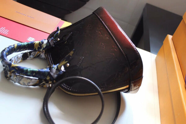 New Fashion L*V Handbag 625