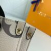 Stylish Fashion Carry L*V Handbag 579 Stylish Fashion Carry L*V Handbag 579