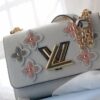 Stylish Fashion Carry L*V Handbag 585