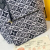 Stylish Fashion Carry L*V Handbag 542