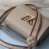 Stylish Fashion Carry L*V Handbag 517
