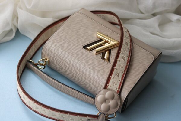 New Fashion L*V Handbag 517