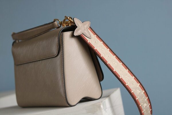 New Fashion L*V Handbag 517
