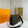 Stylish Fashion Carry L*V Handbag 490
