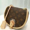 Stylish Fashion Carry L*V Handbag 40