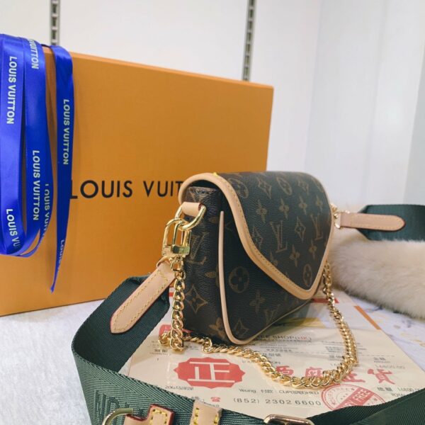 New Fashion L*V Handbag 384