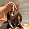 Stylish Fashion Carry Bag L4500 Stylish Fashion Carry Bag L4500