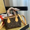 Stylish Fashion Carry Bag L4382