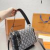 Stylish Fashion Carry Bag L4091