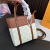Stylish Fashion Carry LV Handbag L401