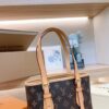 Stylish Fashion Carry LV Handbag L364