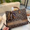 Stylish Fashion Carry LV Handbag L149
