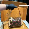 Stylish Fashion Carry LV Handbag L1556 Stylish Fashion Carry LV Handbag L1556