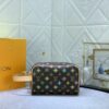 Chic Charm LV Handbag M47069