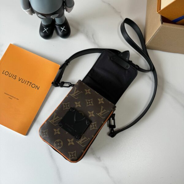 Luxury LV Handbag M81522