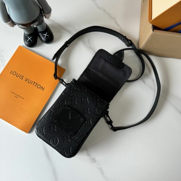 Luxury LV Handbag M81522