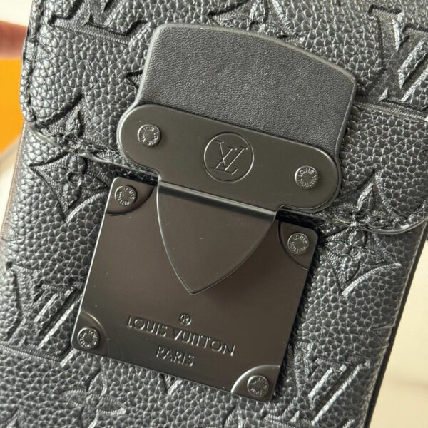Luxury LV Handbag M81522