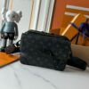 Chic Charm LV Handbag M46795
