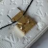 Chic Charm LV Handbag M12429-1