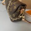 Chic Charm LV Handbag M11299-1