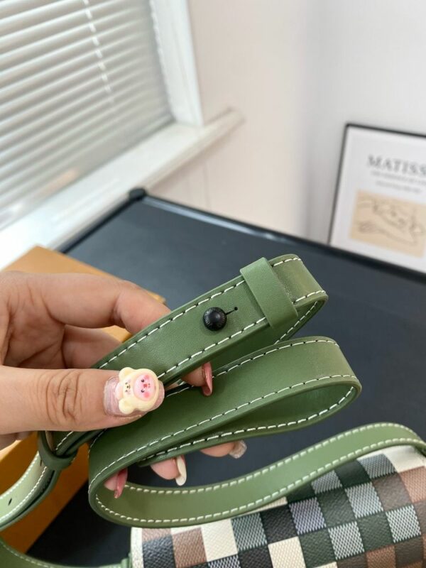 New Fashion LV Handbag L1526