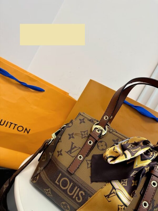 New Fashion LV Handbag L1395