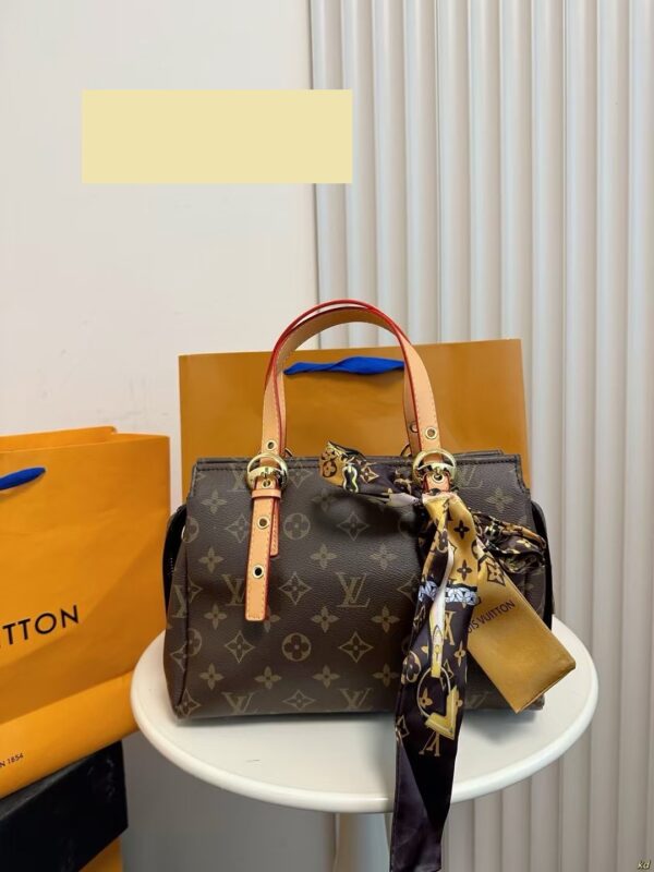 New Fashion LV Handbag L1395