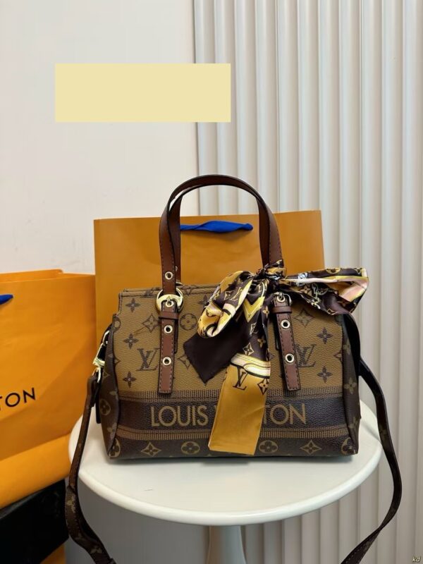 New Fashion LV Handbag L1395