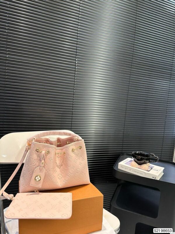 New Collection Fashion LV Handbag L1335