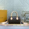 Chic Charm LV Handbag M46222