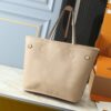 Stylish Fashion Carry L*V Handbag 1502