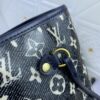Chic Charm LV Handbag M22921 Chic Charm LV Handbag M22921