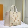 Chic Charm LV Handbag M46542