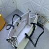Chic Charm LV Handbag M44570