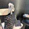 Stylish Fashion Carry LV Handbag L1128