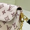 Stylish Fashion Carry L*V Handbag 1359