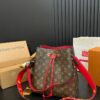 Stylish Fashion Carry LV Handbag L752