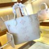 Stylish Fashion Carry L*V Handbag 1266 Stylish Fashion Carry L*V Handbag 1266