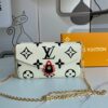 Stylish Fashion Carry L*V Handbag 1218
