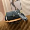 Stylish Fashion Carry L*V Handbag 1111