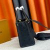 Stylish Fashion Carry L*V Handbag 1079