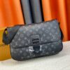 Stylish Fashion Carry L*V Handbag 1022