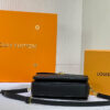 Stylish Fashion Carry L*V Handbag 889